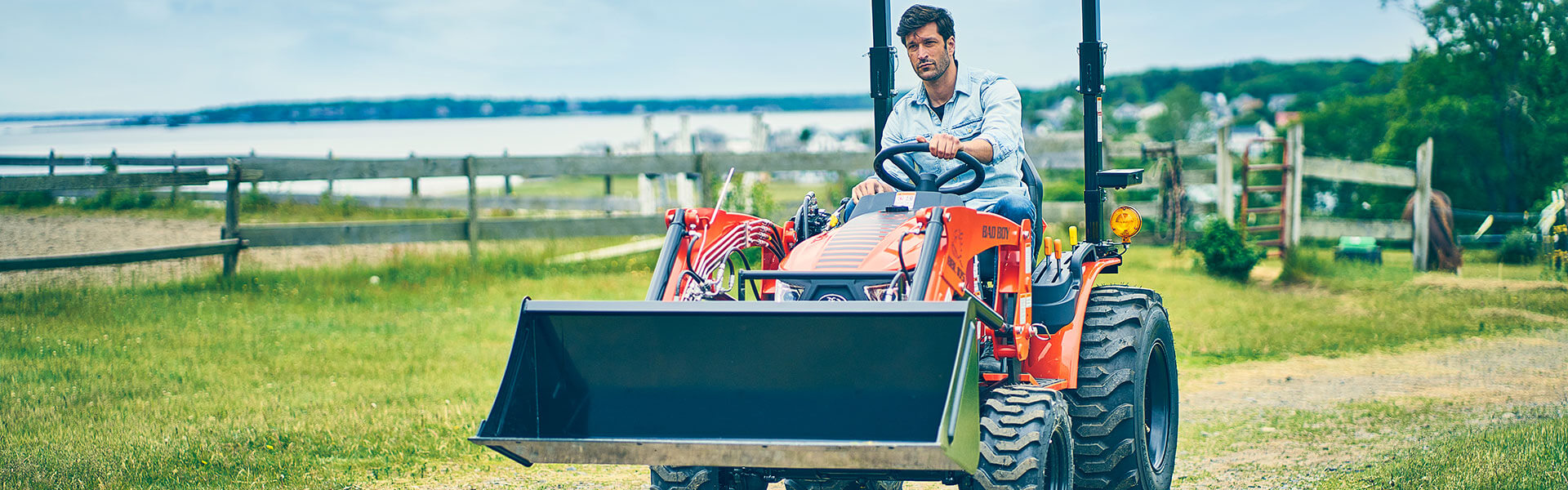 Bad Boy 1025 Sub-Compact Tractor